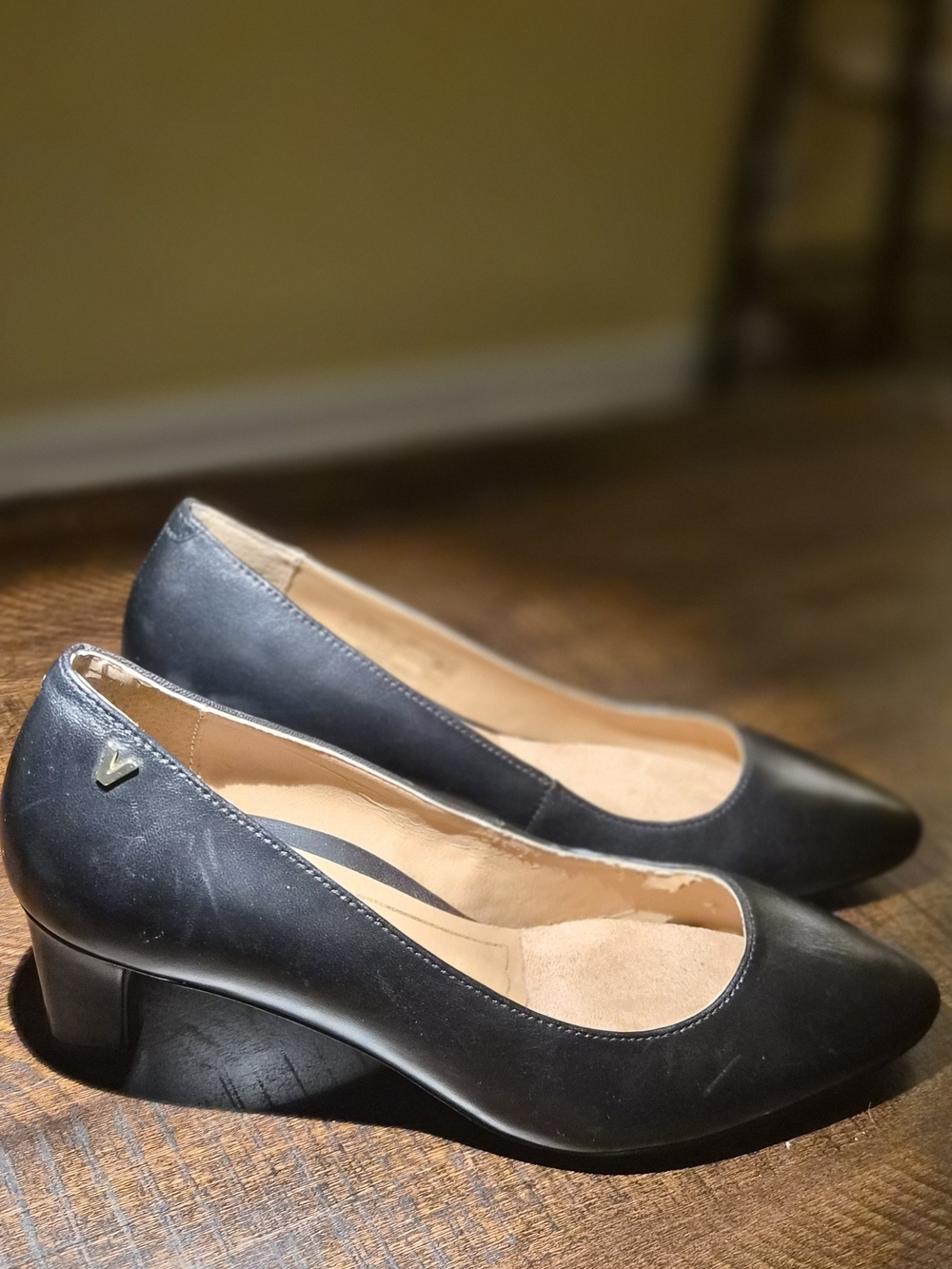 Vionic Black Low Block Heel Pumps